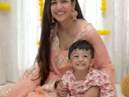 Ishita Dutta ने सैटरडे नाइट्स विद द सेथ्स की एक मजेदार झलक साझा की Ishita Dutta ने सैटरडे नाइट्स विद द सेथ्स की एक मजेदार झलक साझा की