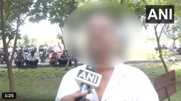 Durgapur सामूहिक बलात्कार पीड़िता के पिता ने पीड़िता को ओडिशा स्थानांतरित करने का आग्रह किया Durgapur सामूहिक बलात्कार पीड़िता के पिता ने पीड़िता को ओडिशा स्थानांतरित करने का आग्रह किया