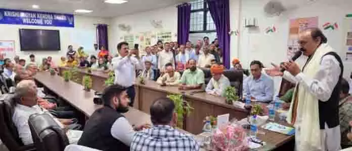 स्लाथिया ने PM के 42,000 करोड़ रुपये के कृषि प्रोत्साहन को किसानों के लिए गेम चेंजर बताया स्लाथिया ने PM के 42,000 करोड़ रुपये के कृषि प्रोत्साहन को किसानों के लिए गेम चेंजर बताया