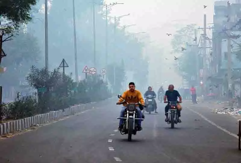 वायु गुणवत्ता प्रबंधन पैनल के सदस्य ने Amritsar के गांवों का दौरा किया वायु गुणवत्ता प्रबंधन पैनल के सदस्य ने Amritsar के गांवों का दौरा किया