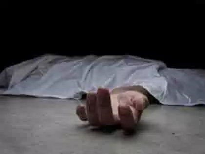 Dombivali: कोपर रेलवे स्टेशन पर एक्सप्रेस ट्रेन के आगे कूदकर व्यक्ति की मौत Dombivali: कोपर रेलवे स्टेशन पर एक्सप्रेस ट्रेन के आगे कूदकर व्यक्ति की मौत