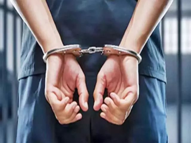 Cyber Crime: पुलिस ने 59 अपराधियों को पकड़ा, पीड़ितों को लौटाए 86.64 लाख रुपए Cyber Crime: पुलिस ने 59 अपराधियों को पकड़ा, पीड़ितों को लौटाए 86.64 लाख रुपए
