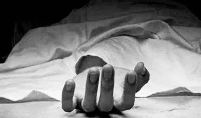 कुशान्पेट में घरेलू विवाद के बाद पत्नी ने पति की हत्या, शव को निर्माणाधीन पानी की टंकी में फेंका कुशान्पेट में घरेलू विवाद के बाद पत्नी ने पति की हत्या, शव को निर्माणाधीन पानी की टंकी में फेंका