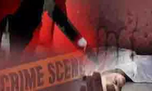 UP News: ट्रिपल मर्डर से सनसनी, ग्रामीणों ने किया हंगामा UP News: ट्रिपल मर्डर से सनसनी, ग्रामीणों ने किया हंगामा