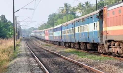 56 लाख के जेवरात के साथ चोर गिरफ्तार, चलती ट्रेन में पकड़ाया 56 लाख के जेवरात के साथ चोर गिरफ्तार, चलती ट्रेन में पकड़ाया