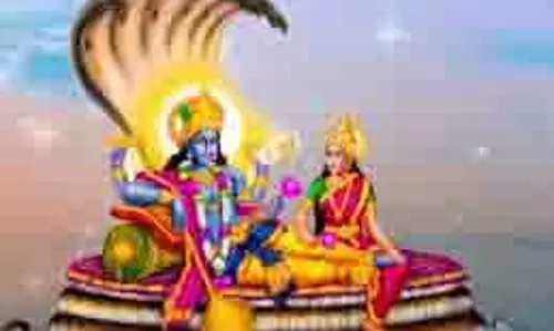 Rama Ekadashi 2025: रमा एकादशी पर शिवलिंग पर चढ़ाएं ये चीजें, जीवन के कष्टों से मिलेगा छुटकारा Rama Ekadashi 2025: रमा एकादशी पर शिवलिंग पर चढ़ाएं ये चीजें, जीवन के कष्टों से मिलेगा छुटकारा