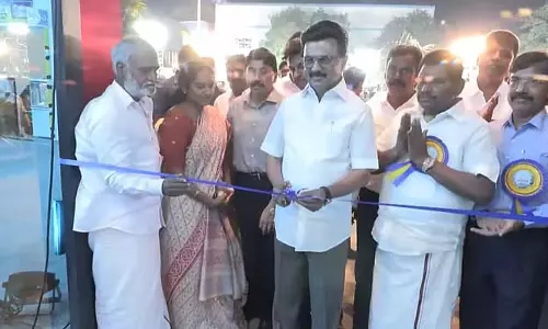 कोलाथुर में रंगीन मछली व्यापार केंद्र का CM ने किया उद्घाटन