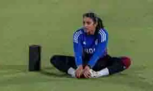 Yoga: चालीस के बाद हर महिला को करने चाहिए ये योगासन Yoga: चालीस के बाद हर महिला को करने चाहिए ये योगासन