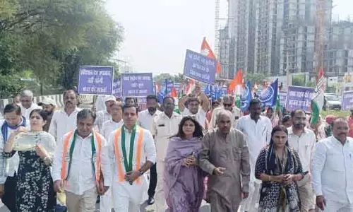 Haryana IPS अधिकारी की आत्महत्या पर कांग्रेस एससी सेल का विरोध प्रदर्शन