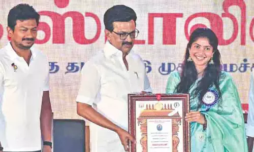 CM Stalin कलाकारों को तमिल पहचान के दूत के रूप में देखते हैं