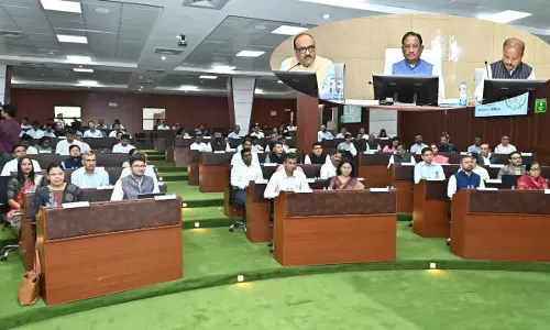 कलेक्टर अजीत वसंत की तारीफ, कलेक्टर्स कॉन्फ्रेंस 2025 में सभी DM को मिले अहम निर्देश कलेक्टर अजीत वसंत की तारीफ, कलेक्टर्स कॉन्फ्रेंस 2025 में सभी DM को मिले अहम निर्देश