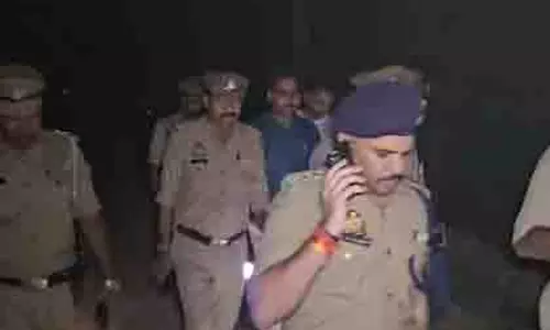Lucknow: नाबालिग से सामूहिक बलात्कार, 5 में से 2 आरोपी पुलिस हिरासत में Lucknow: नाबालिग से सामूहिक बलात्कार, 5 में से 2 आरोपी पुलिस हिरासत में