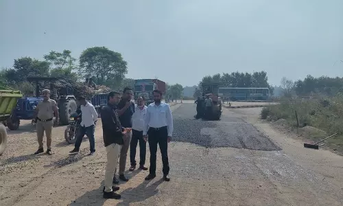 DC ने अधिकारियों को यमुनानगर की सभी सड़कों को गड्ढा मुक्त करने के निर्देश दिए