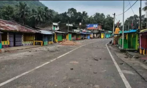 Odisha: कलिंग घाट पुनर्निर्माण में देरी से व्यवसाय प्रभावित Odisha: कलिंग घाट पुनर्निर्माण में देरी से व्यवसाय प्रभावित