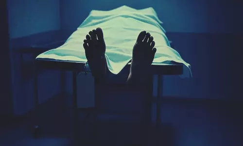 Sehore: करवा चौथ पर पत्नी के प्रेमी के साथ भाग जाने से दुखी पति ने की आत्महत्या Sehore: करवा चौथ पर पत्नी के प्रेमी के साथ भाग जाने से दुखी पति ने की आत्महत्या