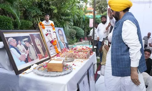 Punjab के मुख्यमंत्री मान ने आईपीएस अधिकारी के परिवार के लिए न्याय की मांग की