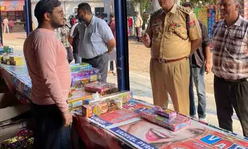 Ludhiana: पटाखा लाइसेंस, फाइलें खारिज होने से डीलर परेशान