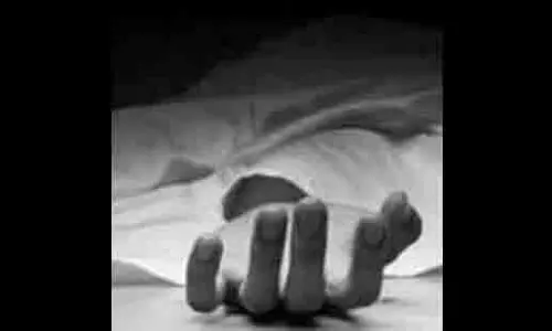संगम विहार में ट्रक की चपेट में आने से 11 वर्षीय बच्चे की मौत संगम विहार में ट्रक की चपेट में आने से 11 वर्षीय बच्चे की मौत
