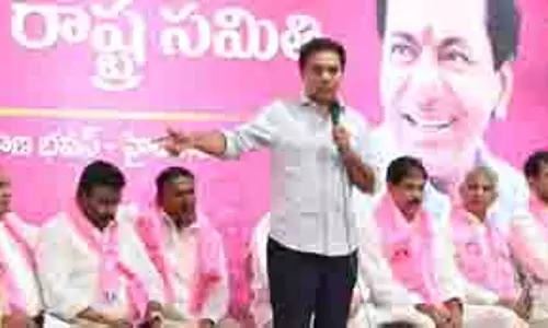उपचुनाव में KTR का सियासी तंज – जनता तय करे ‘कार चाहिए या बुलडोजर’