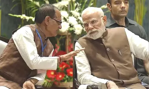 केंद्रीय मंत्रियों ने कृषि क्षेत्र के लिए PM मोदी की 42,000 करोड़ रुपये की नई पहल की सराहना की केंद्रीय मंत्रियों ने कृषि क्षेत्र के लिए PM मोदी की 42,000 करोड़ रुपये की नई पहल की सराहना की