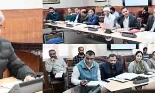 PMGSY सड़क निर्माण कार्यों की प्रगति और हस्तशिल्प क्षेत्र को बढ़ावा देने के उपायों की समीक्षा की