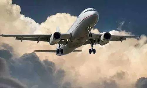 कोमा में पड़े करीमनगर के इंजीनियर को सऊदी अरब से हैदराबाद वापस लाया गया कोमा में पड़े करीमनगर के इंजीनियर को सऊदी अरब से हैदराबाद वापस लाया गया
