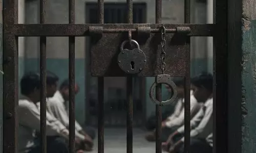 BCCL ऑफिसर पर हमला, आरोपी पिस्टल सहित गिरफ्तार BCCL ऑफिसर पर हमला, आरोपी पिस्टल सहित गिरफ्तार