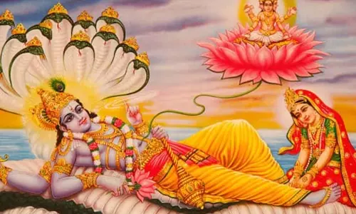 Devuthani Ekadashi 2025: भगवान विष्णु को योगनिद्रा से जगाने की विधि, जानें तारीख और पूजा का सही तरीका Devuthani Ekadashi 2025: भगवान विष्णु को योगनिद्रा से जगाने की विधि, जानें तारीख और पूजा का सही तरीका