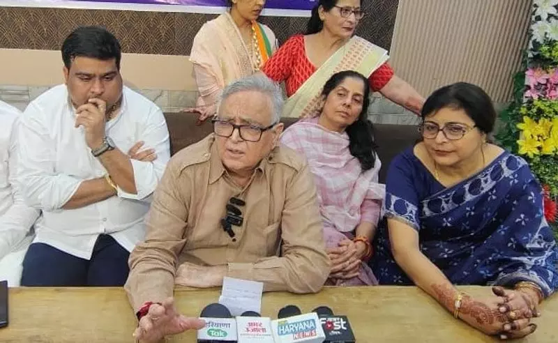 कैप्टन यादव ने आईपीएस अधिकारी की आत्महत्या की हाईकोर्ट की निगरानी में जांच की मांग की कैप्टन यादव ने आईपीएस अधिकारी की आत्महत्या की हाईकोर्ट की निगरानी में जांच की मांग की