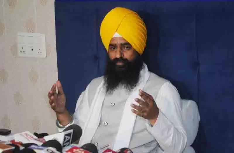 हरियाणा IPS अधिकारी की आत्महत्या, अकाल तख्त जत्थेदार ने जाति आधारित भेदभाव की निंदा की हरियाणा IPS अधिकारी की आत्महत्या, अकाल तख्त जत्थेदार ने जाति आधारित भेदभाव की निंदा की