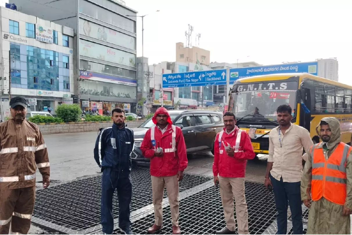 Hyderabad पुलिस कमिश्नर ने सेफ राइड चैलेंज शुरू किया Hyderabad पुलिस कमिश्नर ने सेफ राइड चैलेंज शुरू किया