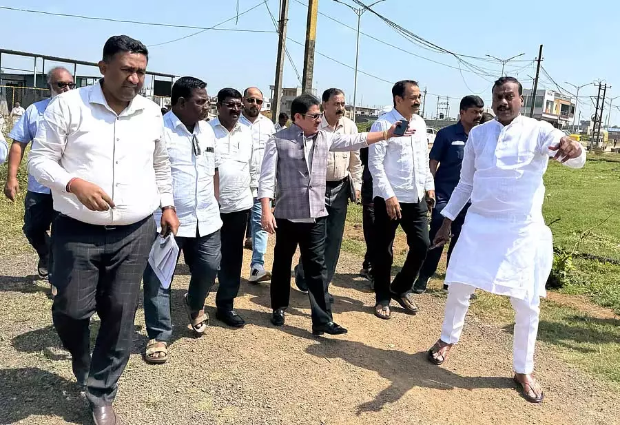 Hubli : 29 नवंबर को 42,346 घर वितरित किए गए Hubli : 29 नवंबर को 42,346 घर वितरित किए गए