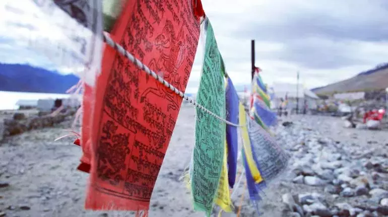 क्या Ladakh में पर्यटन का उछाल खत्म हो गया है? 60% की गिरावट एक भयावह कहानी बयां करती है क्या Ladakh में पर्यटन का उछाल खत्म हो गया है? 60% की गिरावट एक भयावह कहानी बयां करती है