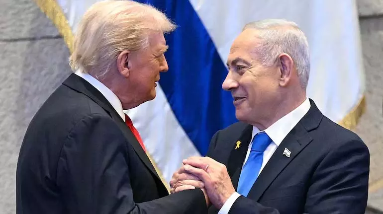 Trump ने नए मध्य पूर्व के ऐतिहासिक उदय की सराहना की, नेतन्याहू की प्रशंसा की Trump ने नए मध्य पूर्व के ऐतिहासिक उदय की सराहना की, नेतन्याहू की प्रशंसा की
