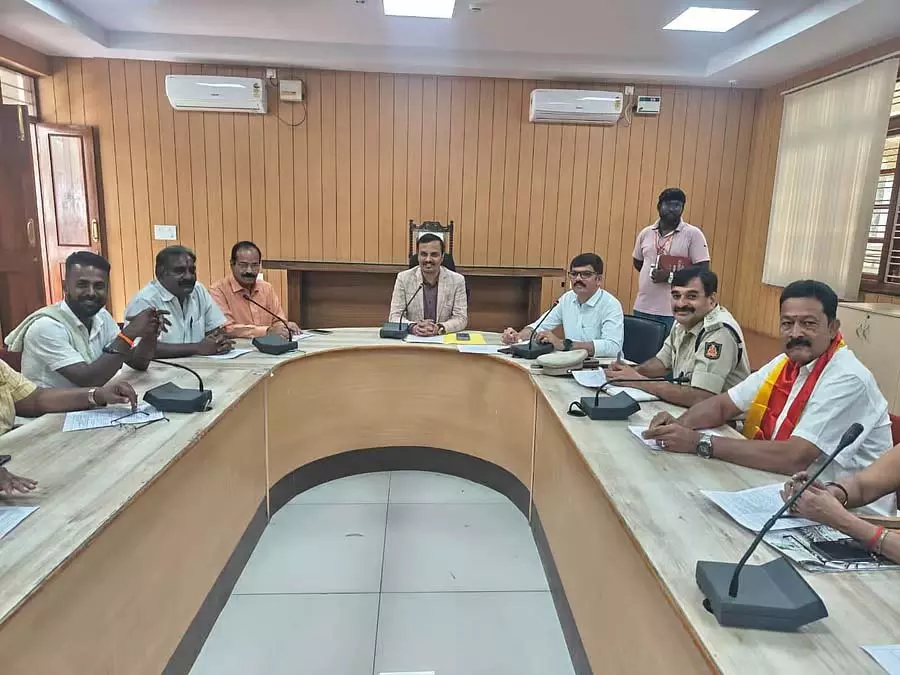 राज्योत्सव को भव्य रूप से मनाने का निष्कर्ष: ADC P. Shivaraju राज्योत्सव को भव्य रूप से मनाने का निष्कर्ष: ADC P. Shivaraju