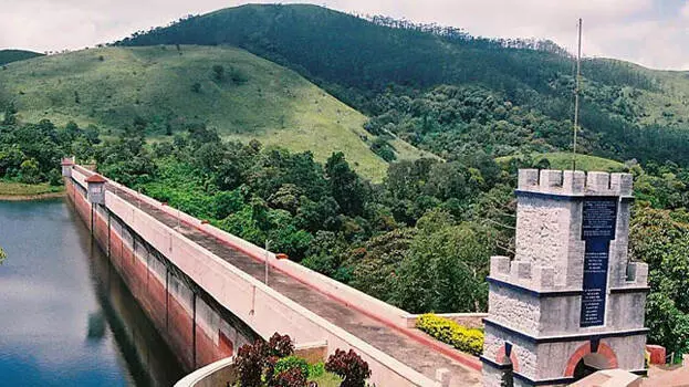 kerala : त्रिशूर कलेक्ट्रेट को मुल्लापेरियार बांध में बम की धमकी का संदेश मिला kerala : त्रिशूर कलेक्ट्रेट को मुल्लापेरियार बांध में बम की धमकी का संदेश मिला