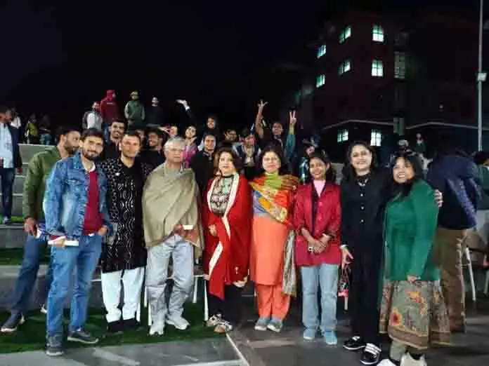 NIFT Srinagar में ‘रंग-ए-चिनार’ राष्ट्रीय कला कार्यशाला का समापन NIFT Srinagar में ‘रंग-ए-चिनार’ राष्ट्रीय कला कार्यशाला का समापन