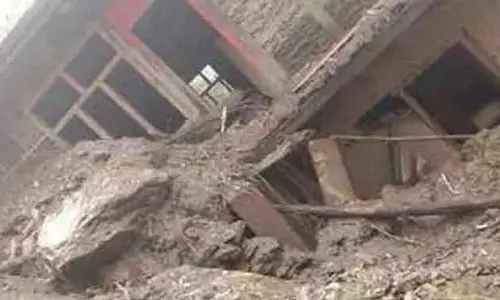 Udhampur में भूस्खलन से व्यावसायिक संरचनाओं को नुकसान