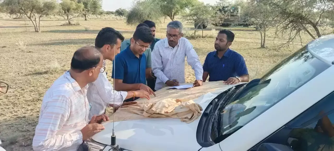 Jaisalmer: ओरण बचाने के लिए प्रशासन ने लिया ऐतिहासिक फैसला Jaisalmer: ओरण बचाने के लिए प्रशासन ने लिया ऐतिहासिक फैसला