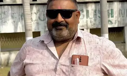 रेलवे ट्रैक में टीचर की लाश मिली रेलवे ट्रैक में टीचर की लाश मिली