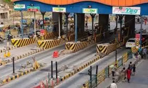 PIL challenges शहर के प्रवेश बिंदुओं पर टोल वसूली जारी रखने की वैधता