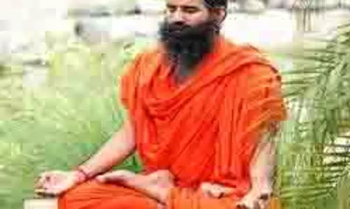 Ramdev Yoga :बाबा रामदेव से जानिए फेफड़ों को मजबूत बनाने के उपाय Ramdev Yoga :बाबा रामदेव से जानिए फेफड़ों को मजबूत बनाने के उपाय
