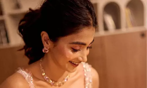 Pooja Hegde का जन्मदिन थोड़े से काम और ढेर सारे प्यार के साथ शुरू हुआ