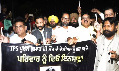 Haryana के आईजीपी की मौत का मुद्दा प्रतिद्वंद्वियों ने उठाया Haryana के आईजीपी की मौत का मुद्दा प्रतिद्वंद्वियों ने उठाया