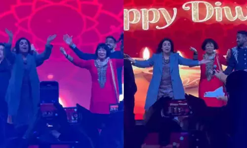 SRK के गाने पर झूमीं टोरंटो मेयर, फराह खान ने शेयर किया खास लम्हा SRK के गाने पर झूमीं टोरंटो मेयर, फराह खान ने शेयर किया खास लम्हा