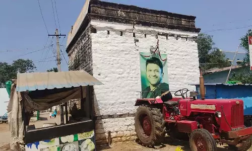 Munirabad : ग्रामीणों ने ऐतिहासिक इमारत को बचाने की अपील की