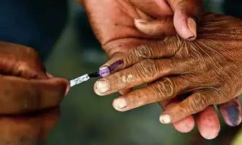 Bihar के दूसरे चरण में 122 सीटों के लिए नामांकन दाखिल करना शुरू Bihar के दूसरे चरण में 122 सीटों के लिए नामांकन दाखिल करना शुरू