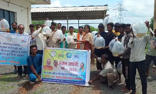 734 मत्स्य कृषकों को शतप्रतिशत अनुदान में फिंगरलिंग का वितरण
