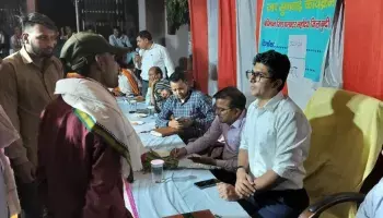 Jalore: जिला कलेक्टर मंगलवार को गोद में करेंगे रात्रि चौपाल Jalore: जिला कलेक्टर मंगलवार को गोद में करेंगे रात्रि चौपाल
