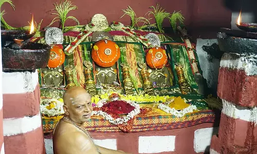 हसनअम्बा महोत्सव: साढ़े तीन लाख लोगों ने किए देवी के दर्शन हसनअम्बा महोत्सव: साढ़े तीन लाख लोगों ने किए देवी के दर्शन